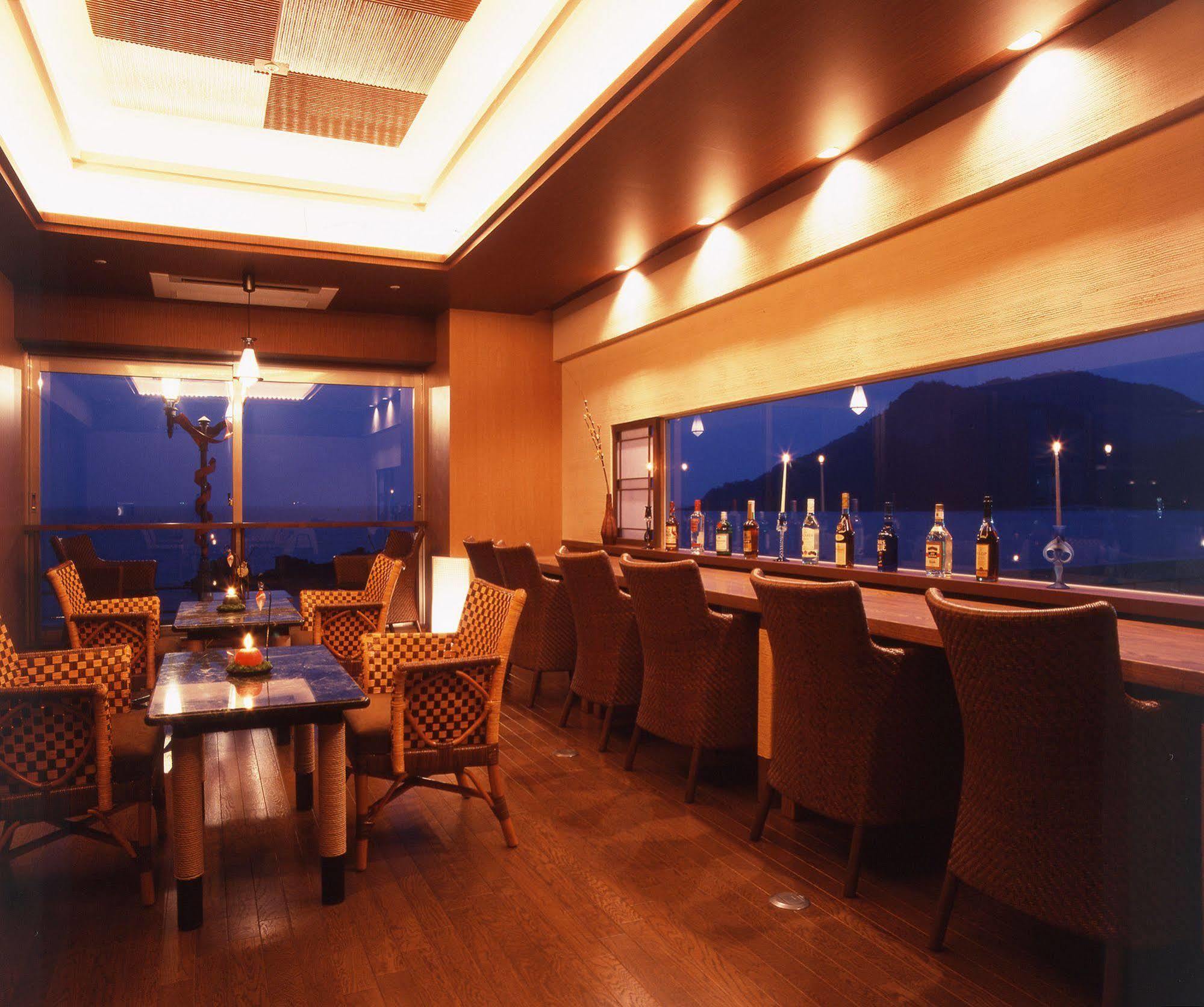 โฮเต็ล โอฟุเตอิ Hotel ฟุกุยามะ ภายนอก รูปภาพ