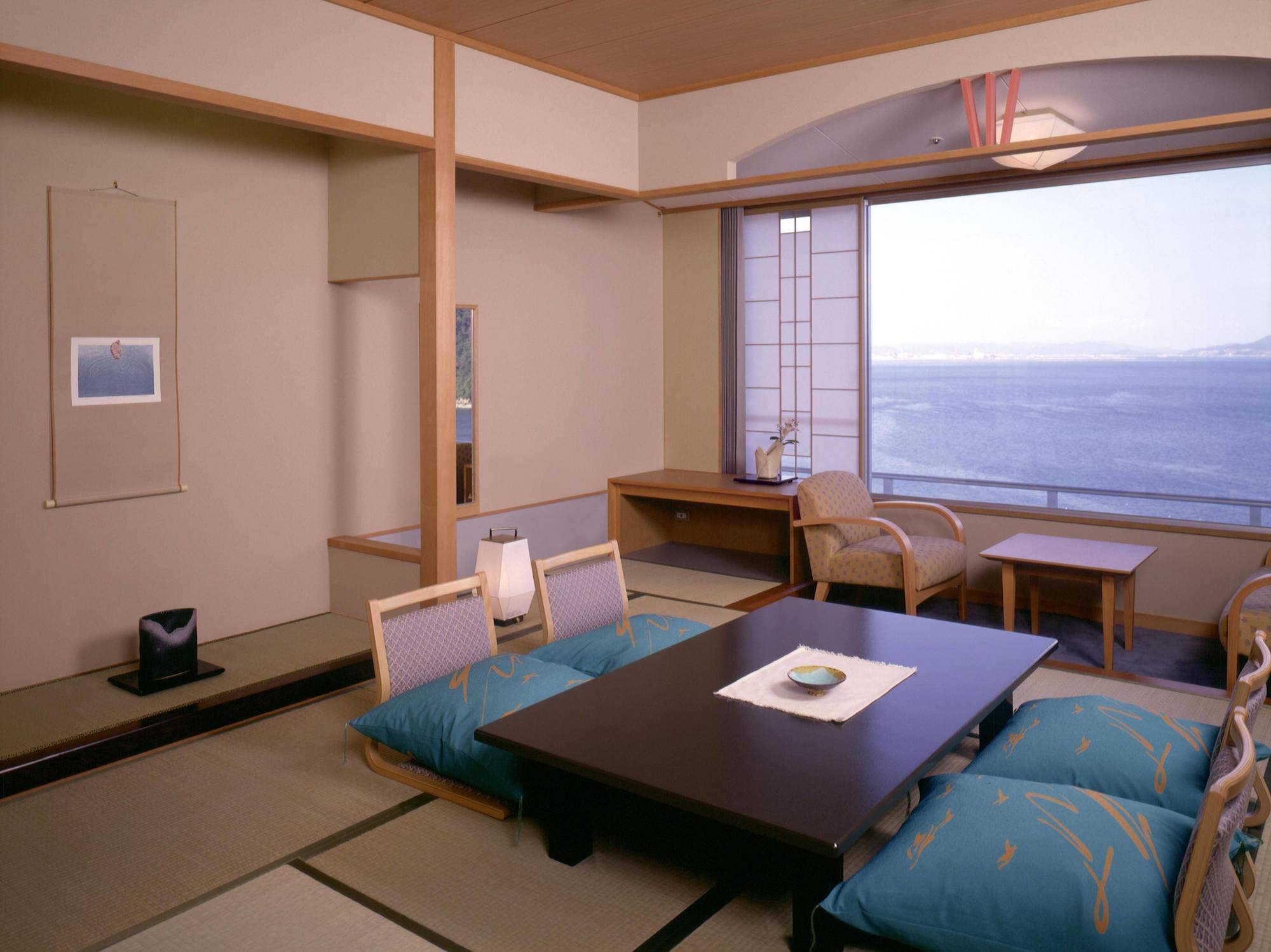 โฮเต็ล โอฟุเตอิ Hotel ฟุกุยามะ ภายนอก รูปภาพ