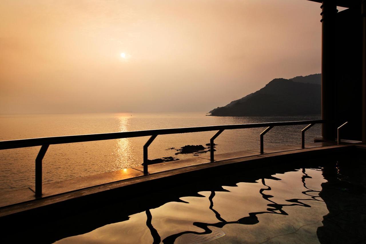 โฮเต็ล โอฟุเตอิ Hotel ฟุกุยามะ ภายนอก รูปภาพ