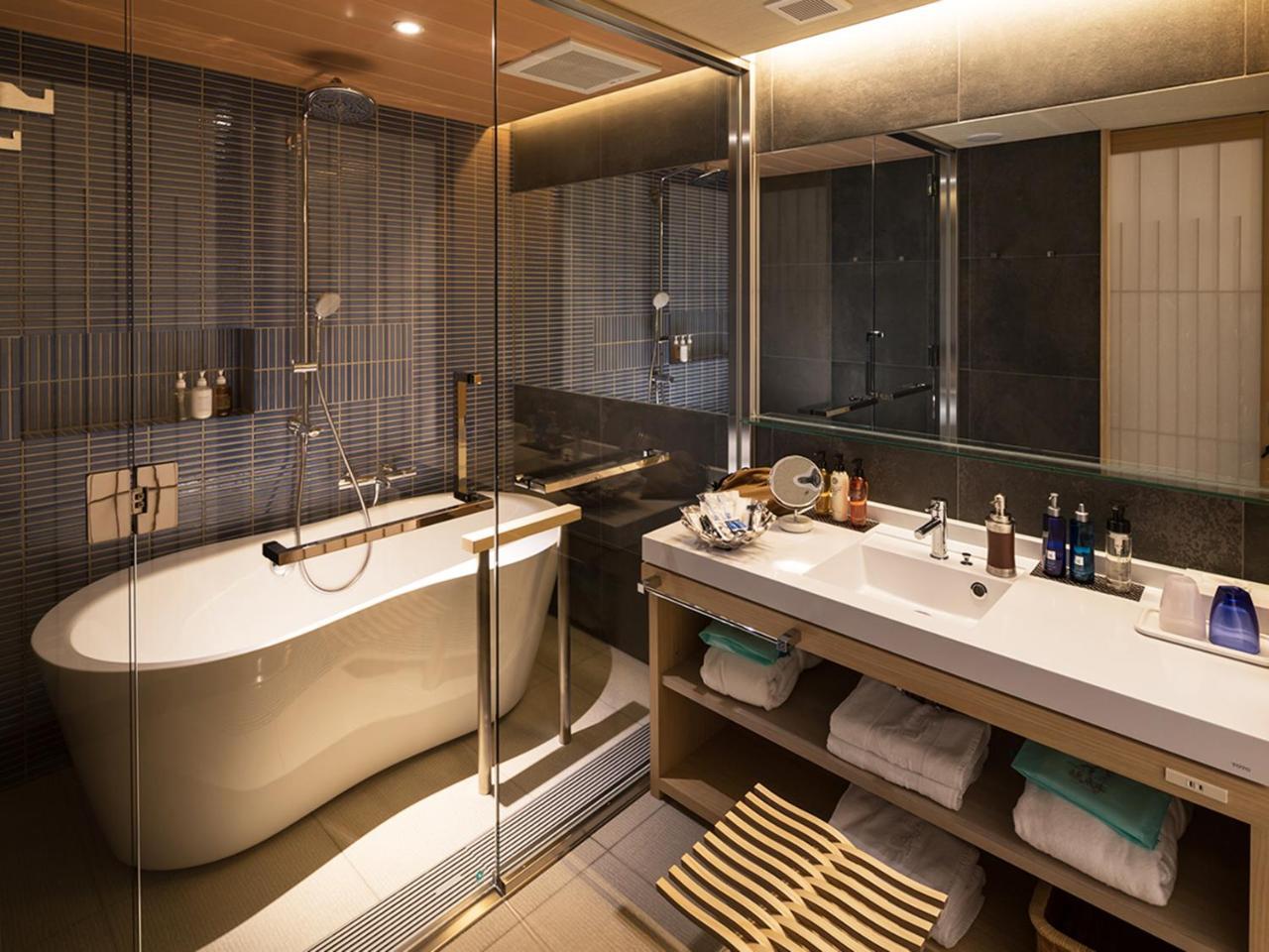 โฮเต็ล โอฟุเตอิ Hotel ฟุกุยามะ ภายนอก รูปภาพ