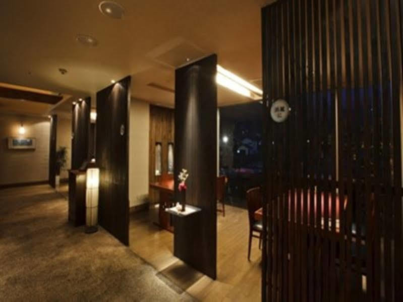 โฮเต็ล โอฟุเตอิ Hotel ฟุกุยามะ ภายนอก รูปภาพ